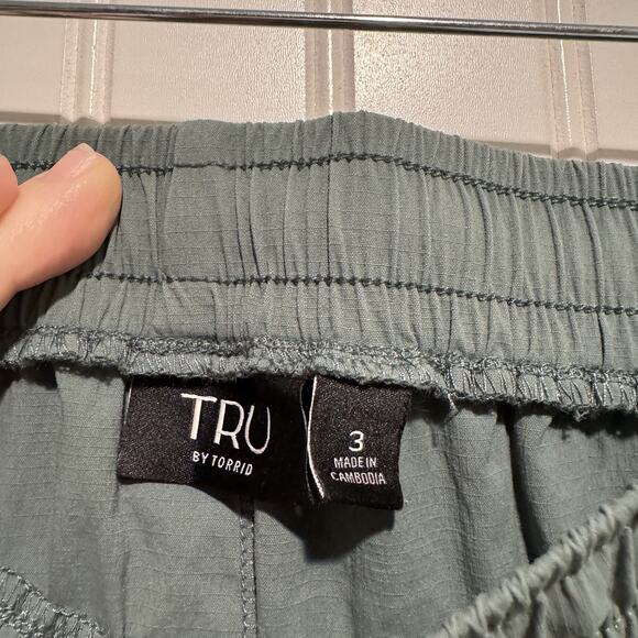 Torrid Tru Ripstop Pull On Active Pants Green Plus Size 3X - Picture 4 of 6